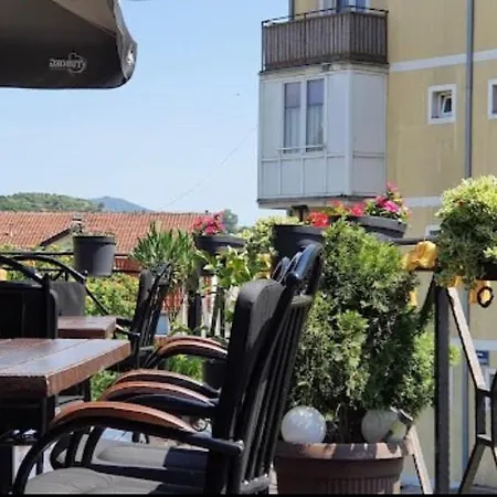 Apartment Gaga Gold Belgrad